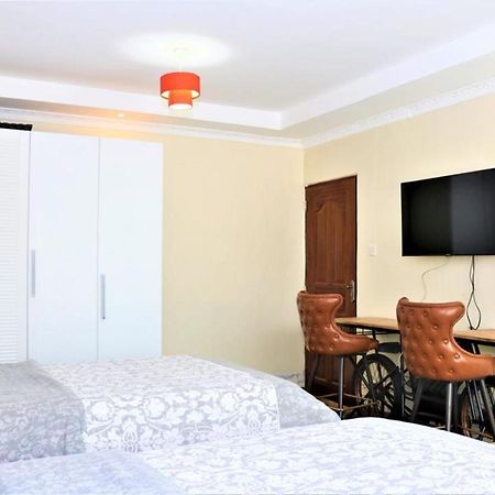 Nairobi Boutique Inn ภายนอก รูปภาพ